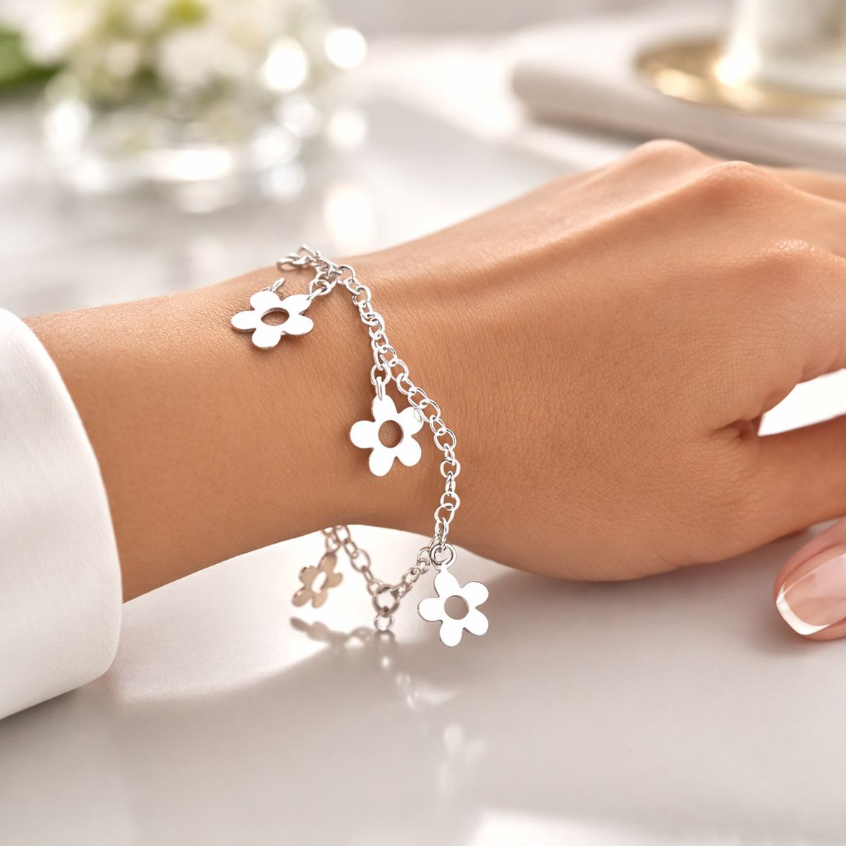 JOYAS MYTOKE - Pulsera Con Dijes Colgando Chiches Flores Plata Fina 925