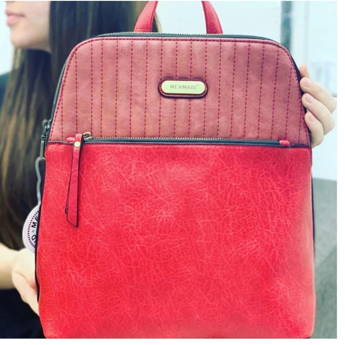 GENERICO - Mochila Eco cuero Roja Casual