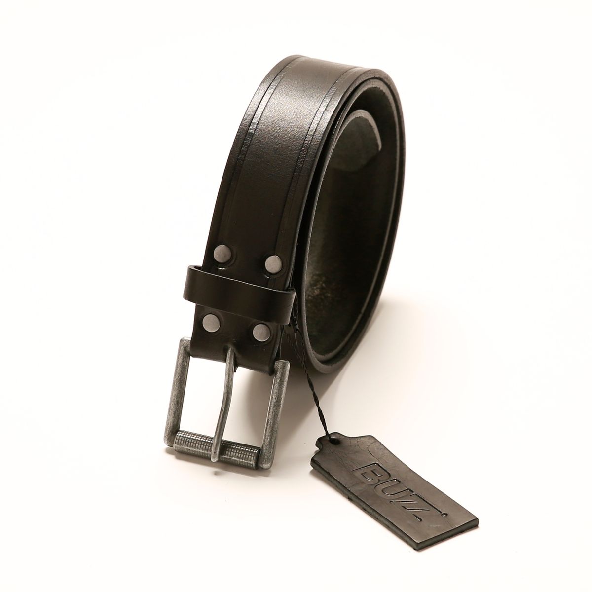 BUZZ - CINTURON HOMBRE DE CUERO CON REMACHES MODELO 2603 MARCA BUZZ.