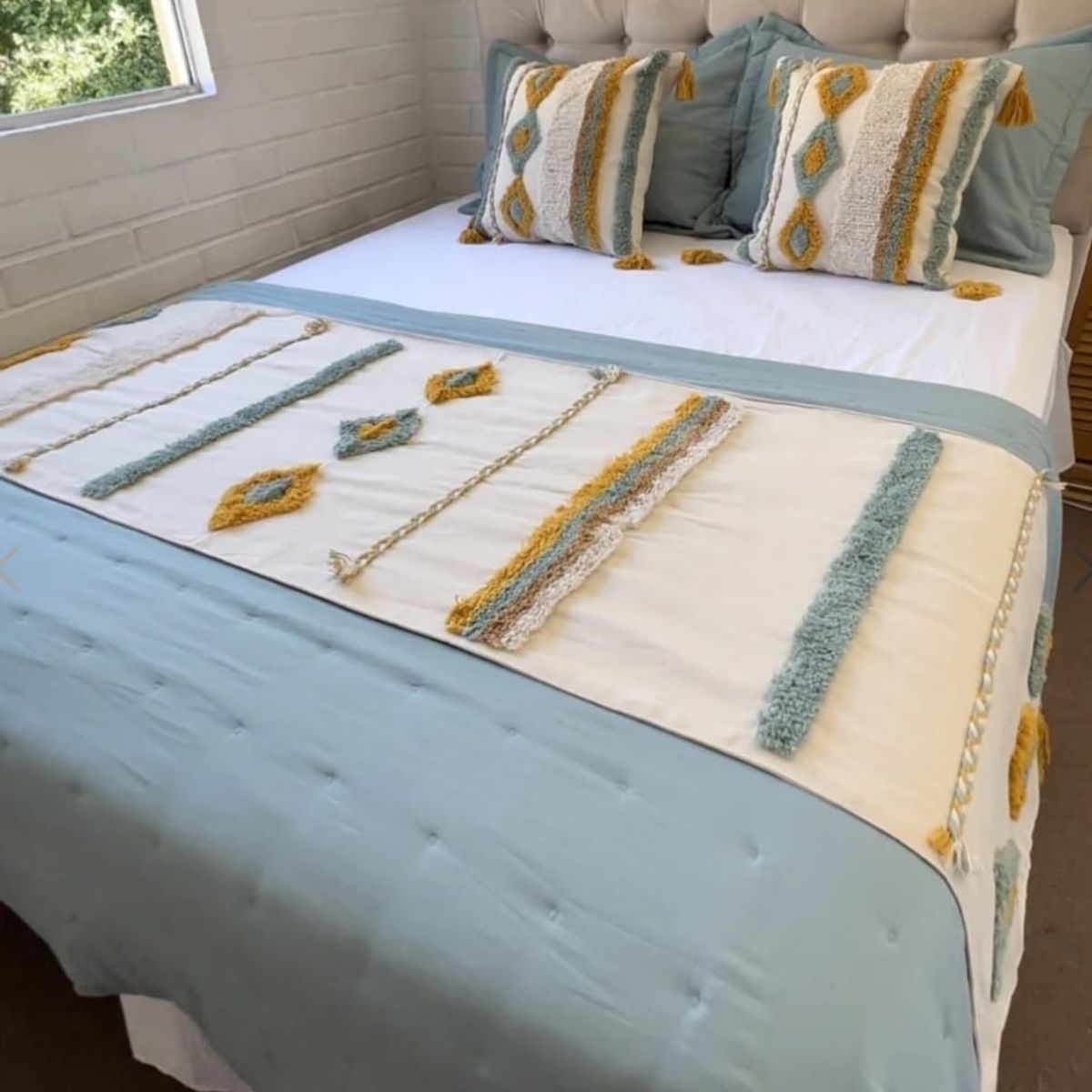 GENERICO - Piecera nórdica étnica 210x60 cm más dos fundas ideales para 2P y king