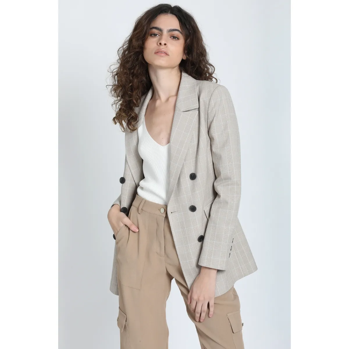 LIOLA - Blazer Cruzado Principe De Gales Beige Liola