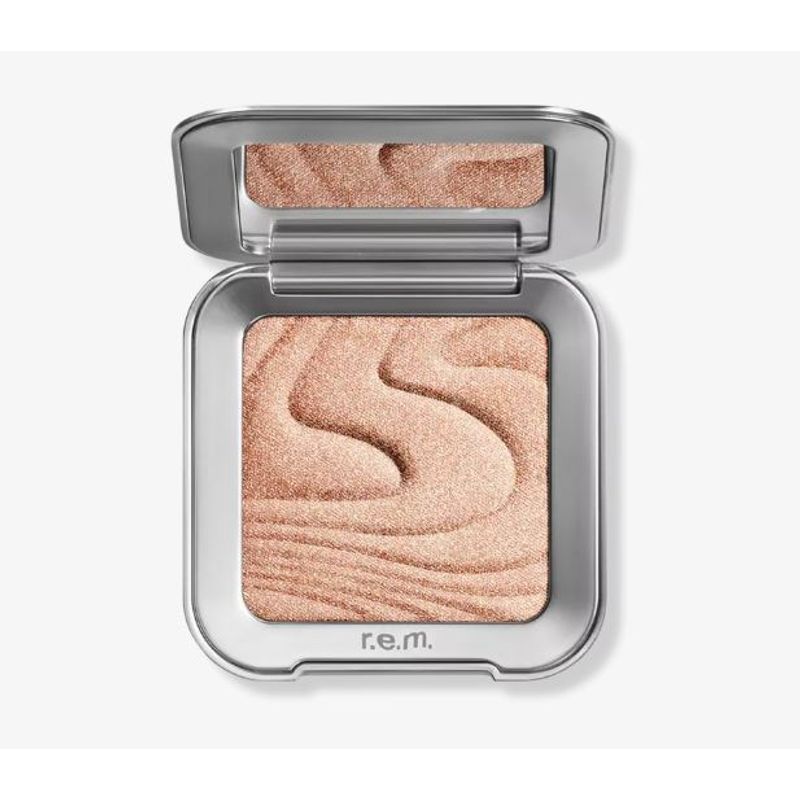 REM BEAUTY - Iluminador Interstellar en Miss Mercury by Ariana Grande.