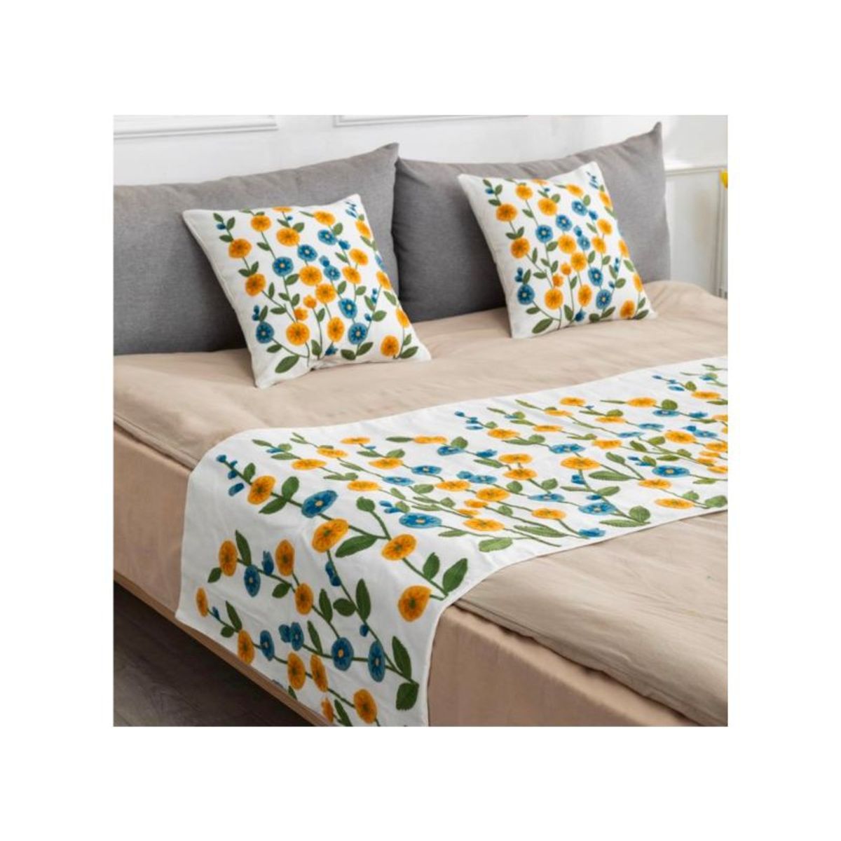 GENERICO - Piecera Bordada 2 Plazas 70 x 210 cm Orquídeas Amarillas Azules