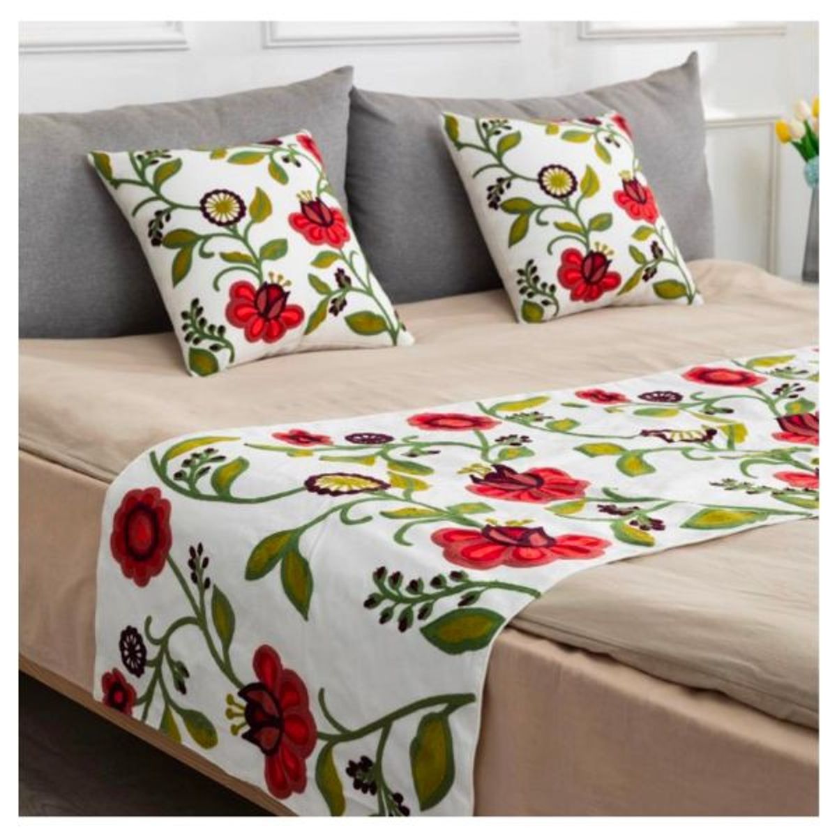 GENERICO - Piecera Bordada 2 Plazas 70 x 210 cm Flores Rojas