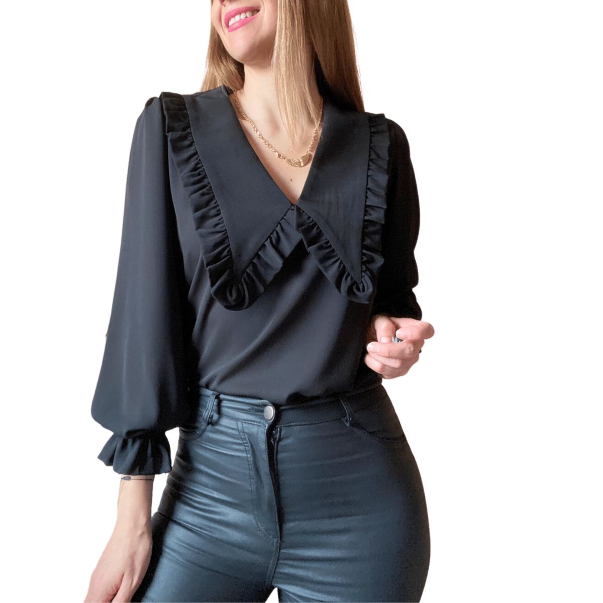 ME MATO TIENDA - Blusa negra mujer cuello bobo tienda Me Mato