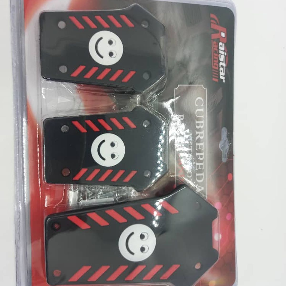 GENERICO - Set cubre pedales  auto 3 piezas de aluminio y goma tunning