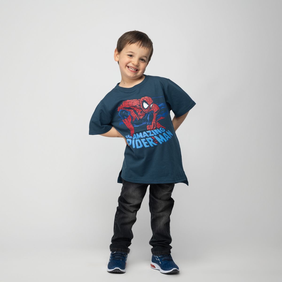 MARVEL - Polera Niño Spiderman Sentado Azul Marvel