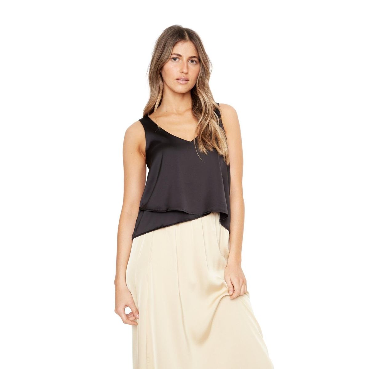 JACINTA TIENDA - Polera Sara sin mangas satin negra Jacinta Tienda