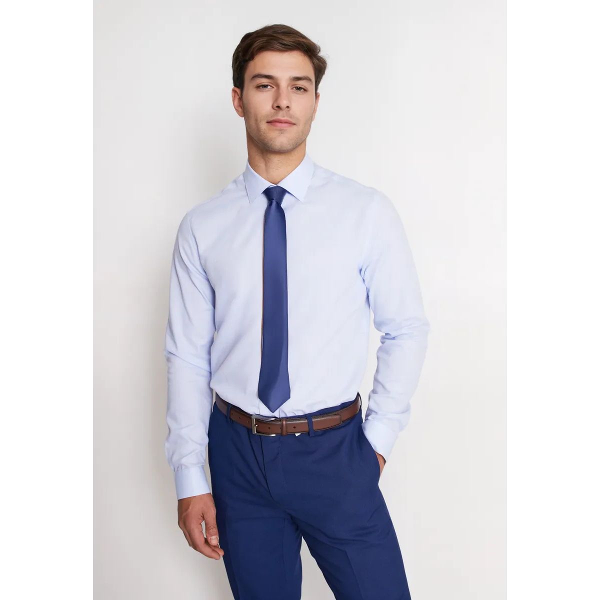 MAVIANNI - Camisa Formal Colección Slim Dobby Celeste