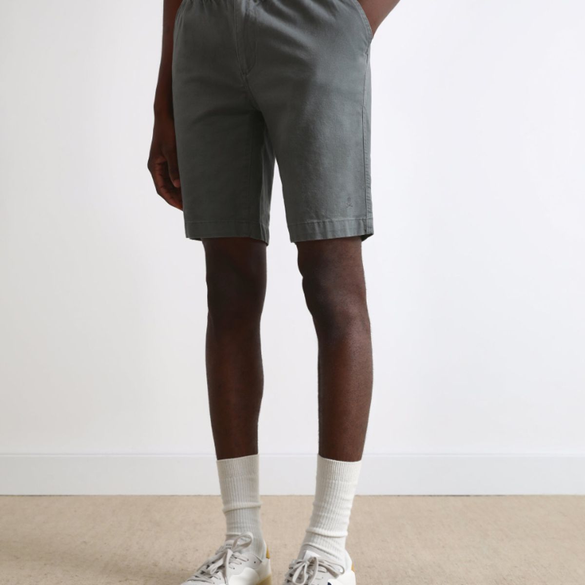 SCALPERS - Bermudas Clásicas Khaki