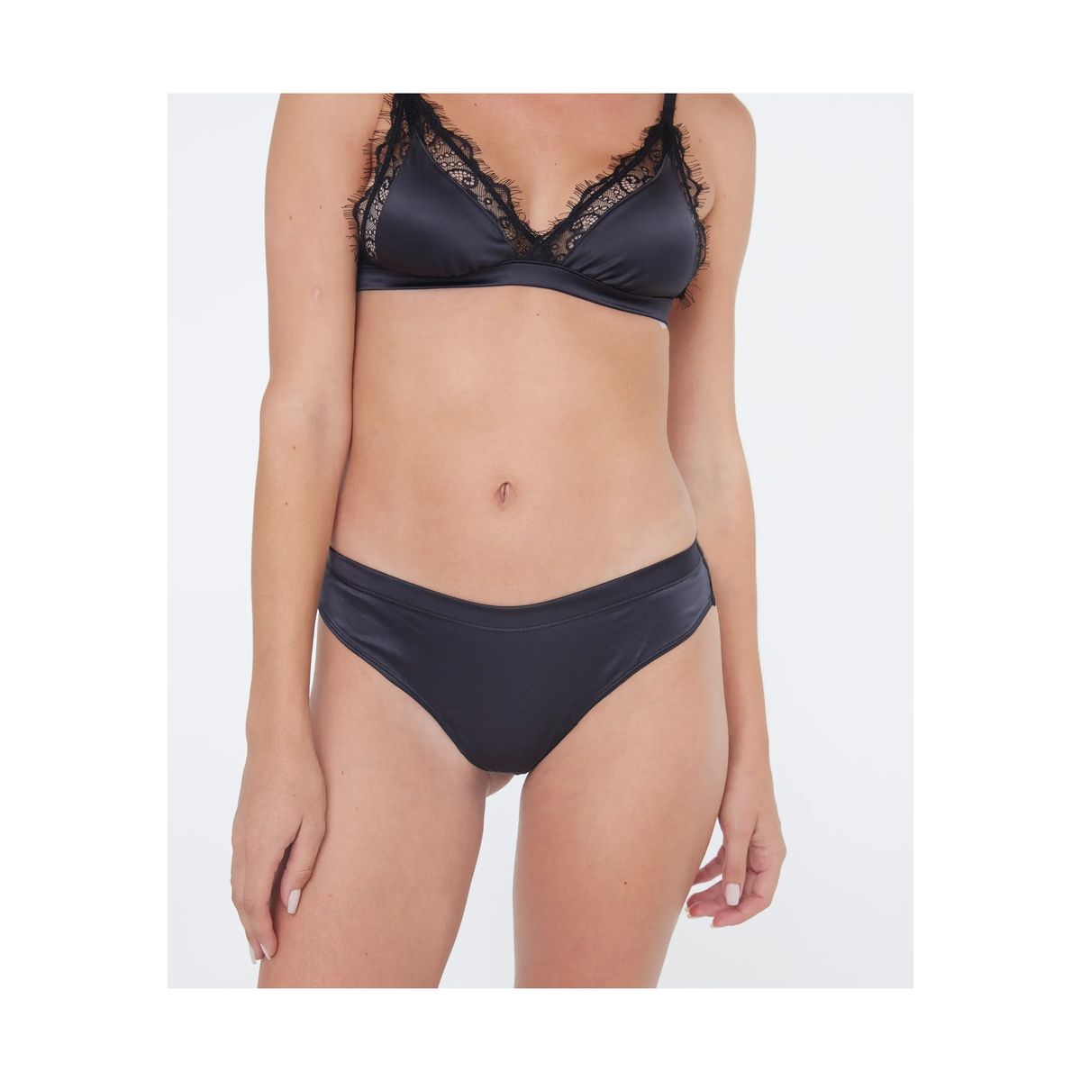 LOUNGE - Calzón Mujer Dreamy Satinado Negro LOUNGE