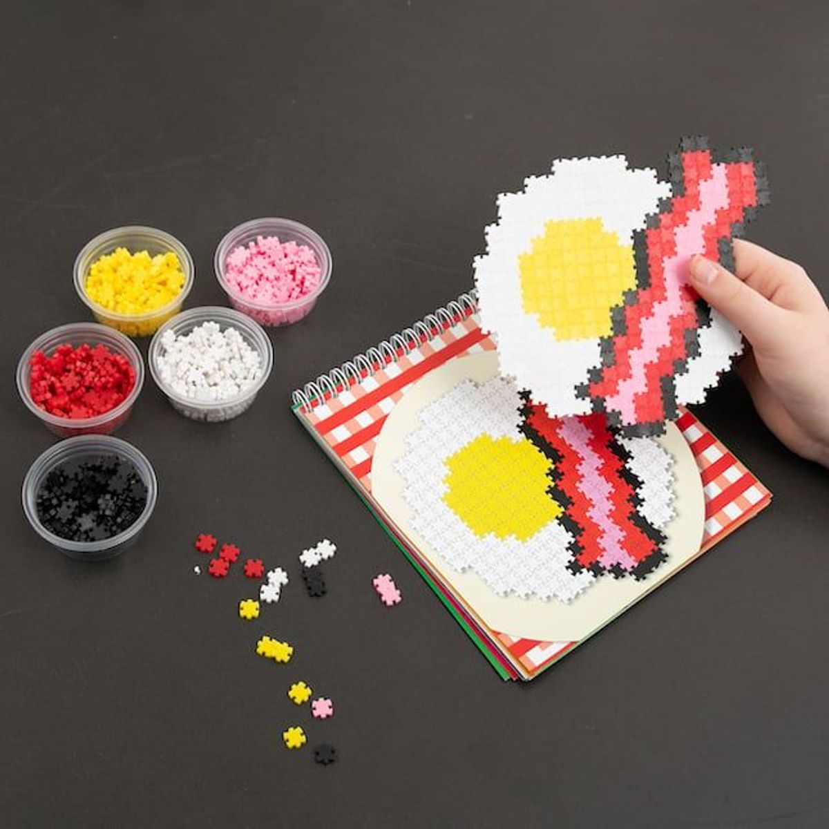 FATBRAIN TOY - Jixezl Puzzle De Pixeles 3000 Pc Set, Creator FatBrain Toys