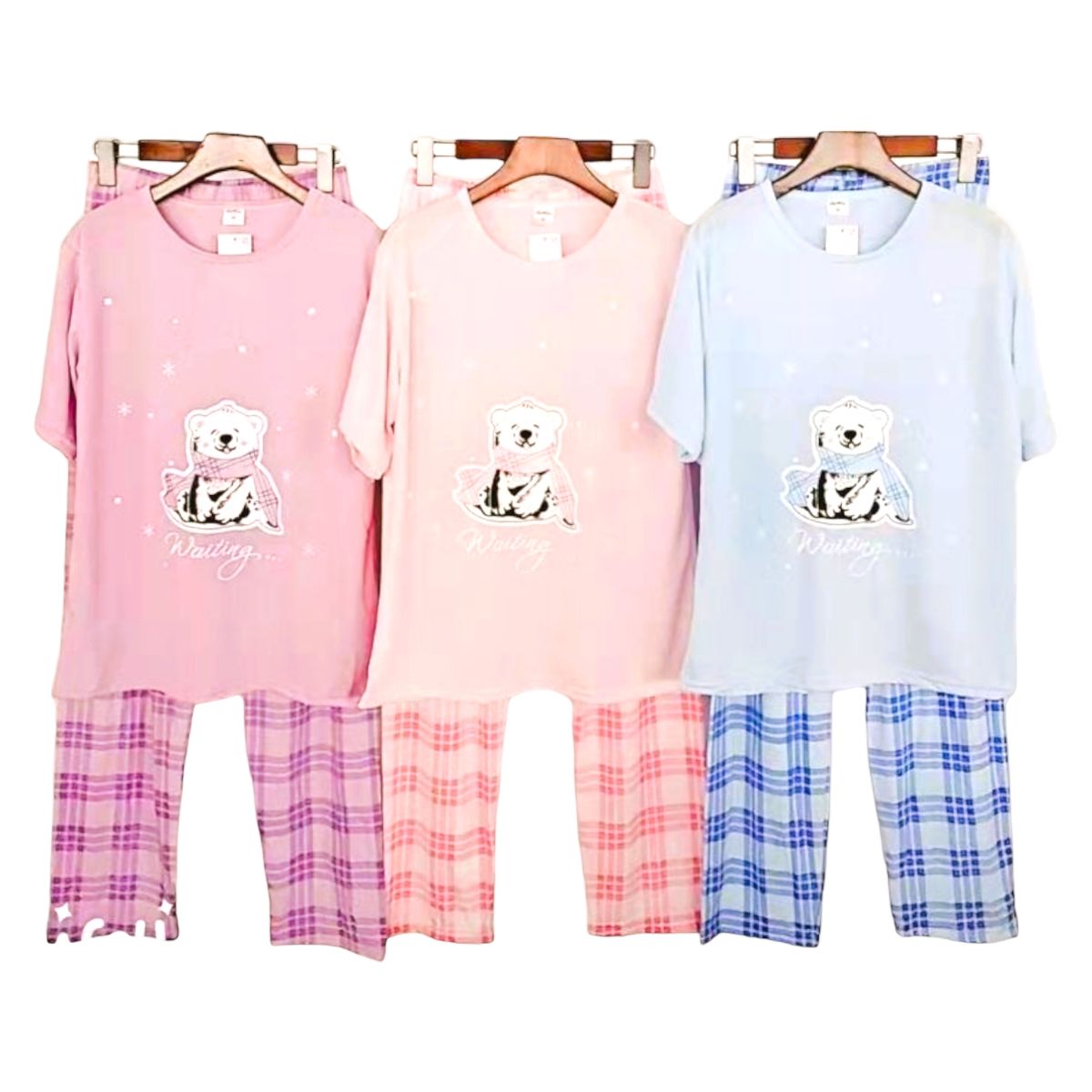 MEDIA LUNA - Pijama Mujer Polera Manga Corta y Pantalón Diseño Oso Polar Escosés