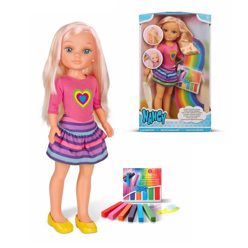 FAMOSA - Muñeca Nancy Pintando Arcoiris En El Pelo De 43 Cms