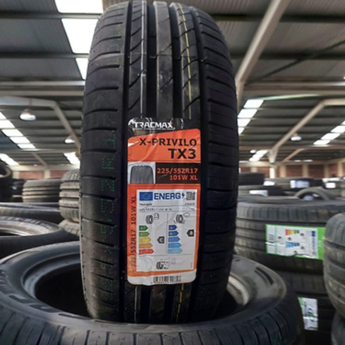 TRACMAX - Neumatico 225/55 R17 Tracmax X-privilo Tx3 101wxl