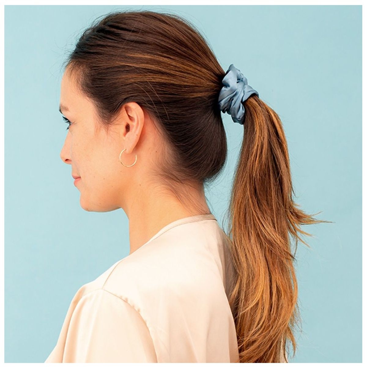 MANTRA BEAUTY - MANTRA® Scrunchie Satén