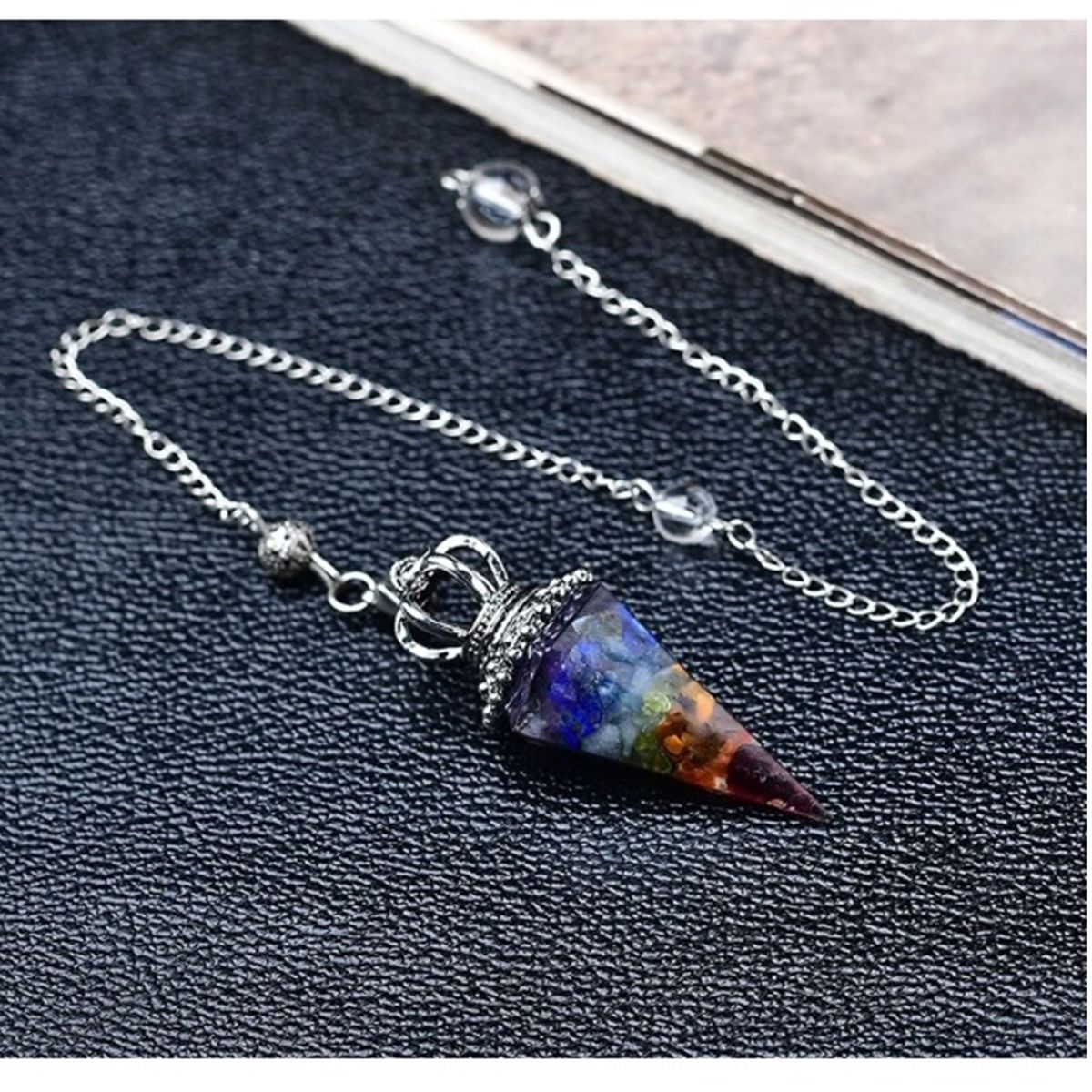 GENERICO - PENDULO DE ADIVINACION CON CRISTALES 7 CHAKRAS