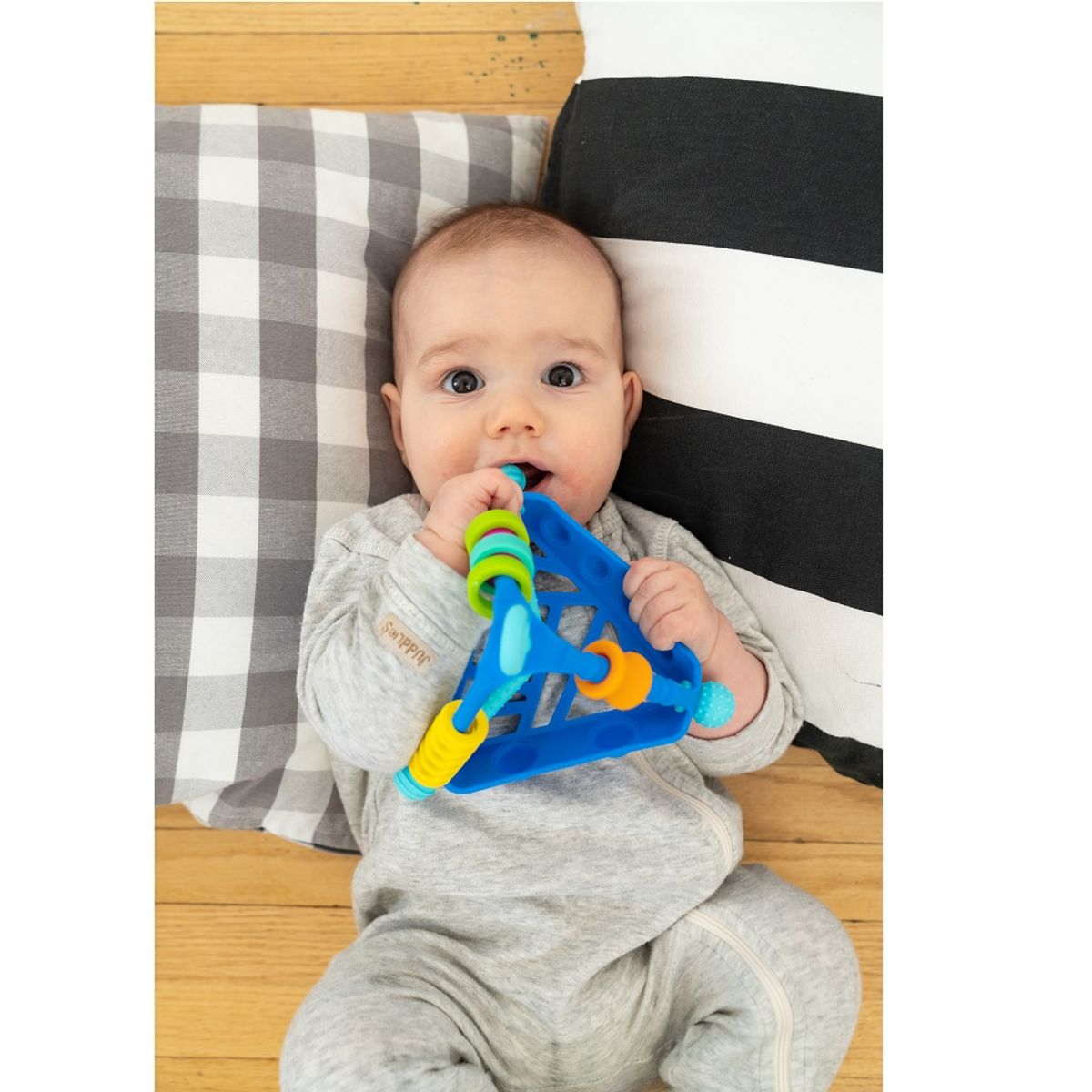 MOBI GAMES - Wigloo, Juguete Sensorial, Mordedor Möbi