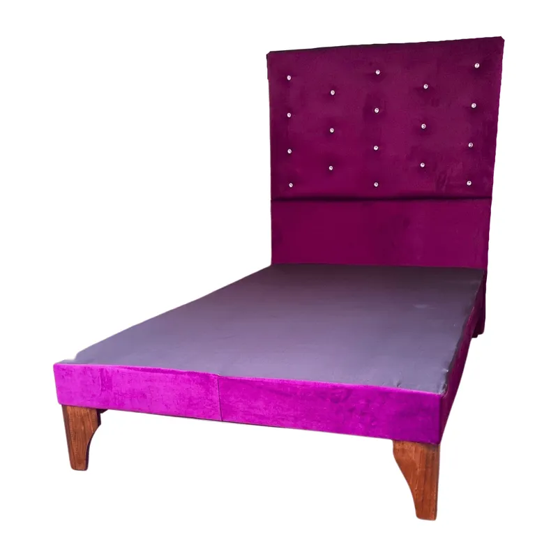 GENERICO - Base Europea 1P Respaldo Morado Felpa a Piso Diamante