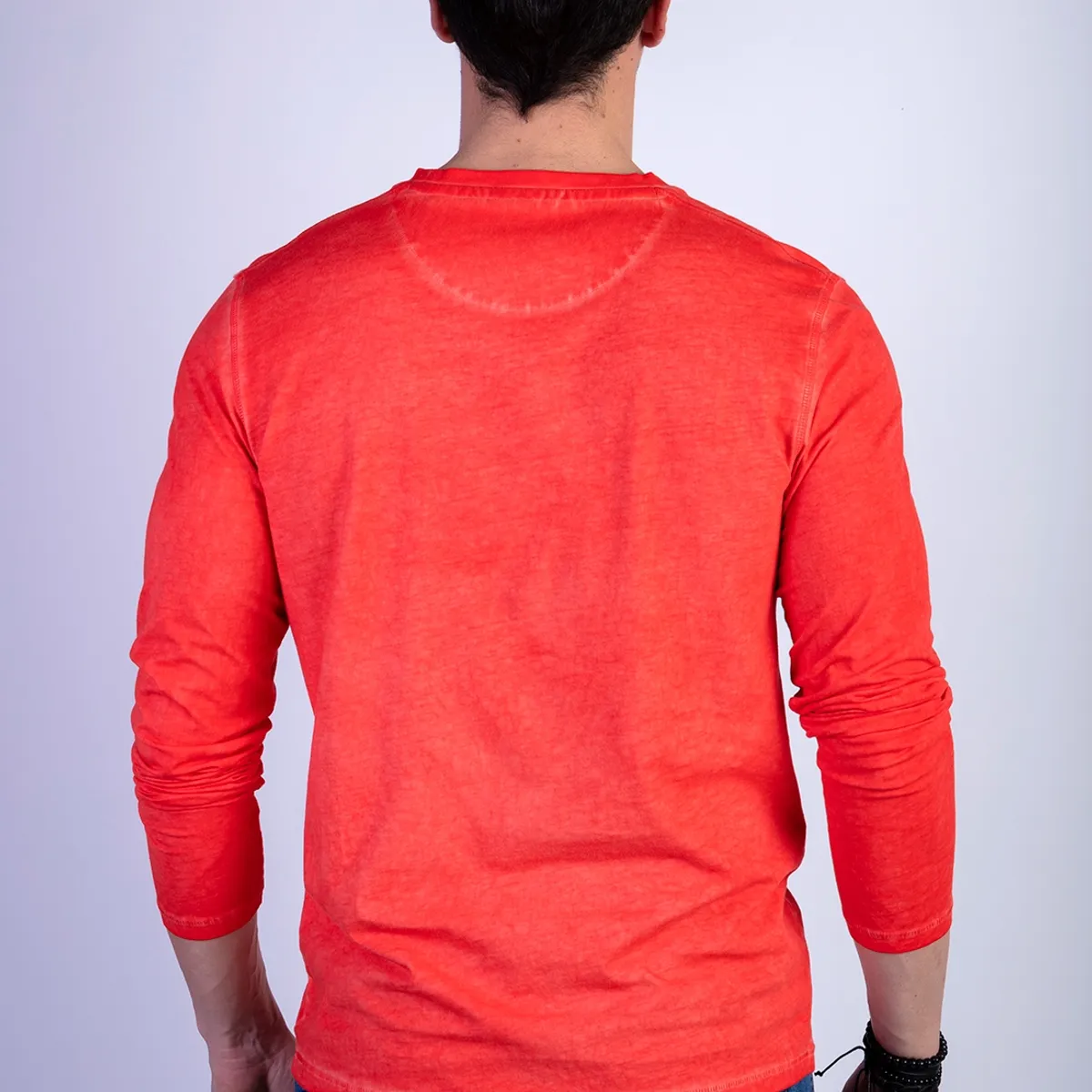 FEROUCH - Polera Basica Manga Larga Lavada Michigan Rojo Ferouch