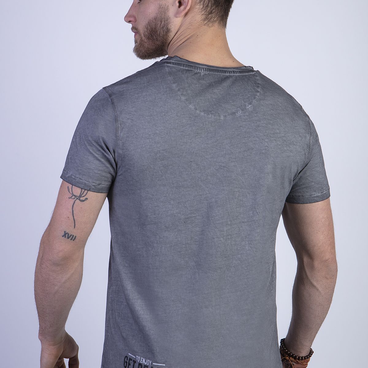 FEROUCH - Polera Dirty Wash Seatle Gris Ferouch