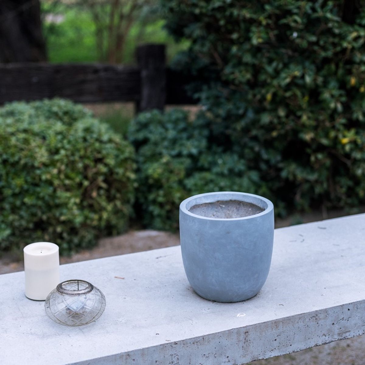 VADELL - Macetero ovalado XS color gris