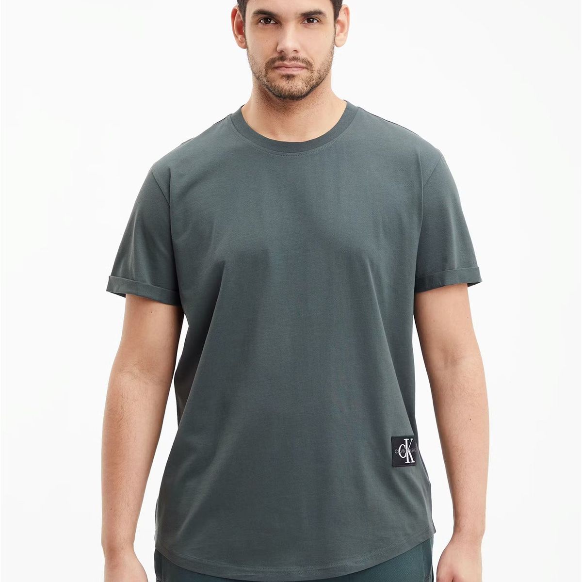 CALVIN KLEIN - Polera Badge Sleeve Verde Calvin Klein