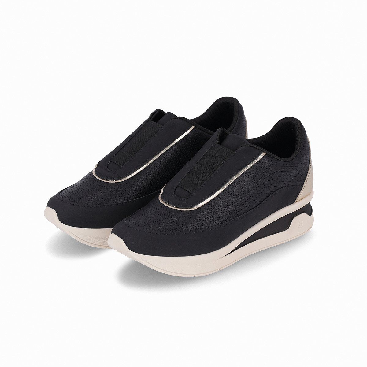 PICCADILLY - Zapatilla Jessica Dorado/Negro Piccadilly