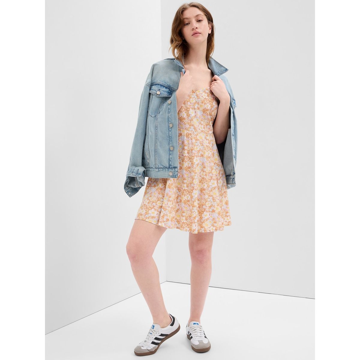 GAP - Vestido Corto Tiritas Floreado Amarillo Mujer GAP