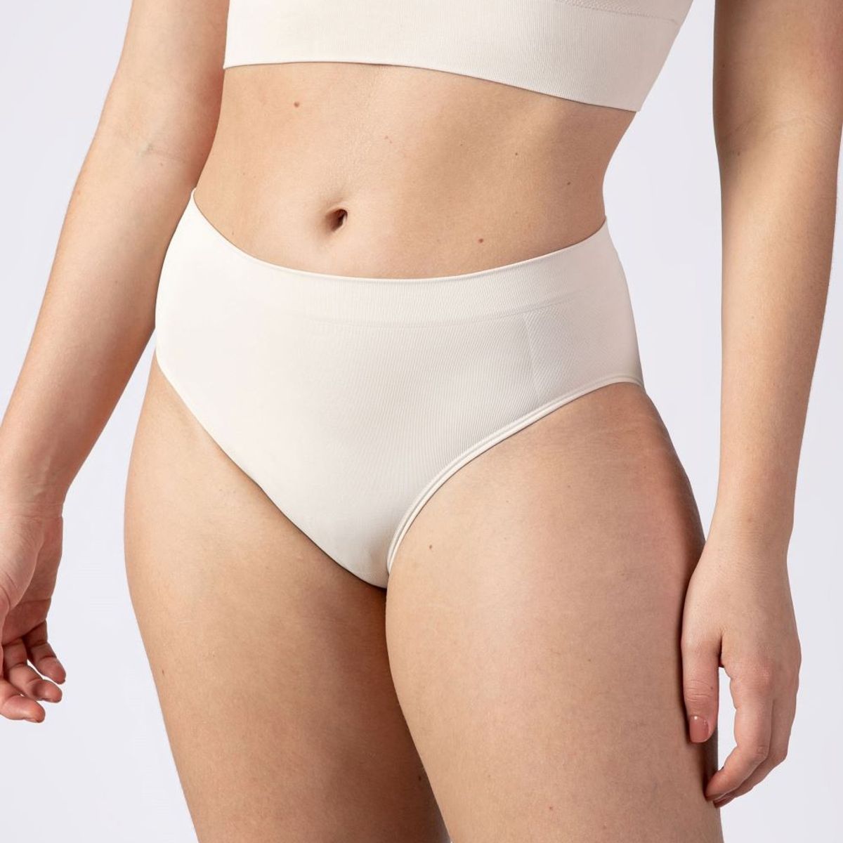 LIZ - CALZÓN CINTURA ALTA SKINBREEZ 70930.