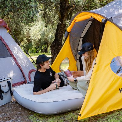 Imagen 2 del producto Colchón Inflable de 2 Plazas con 2 Almohadas Camping