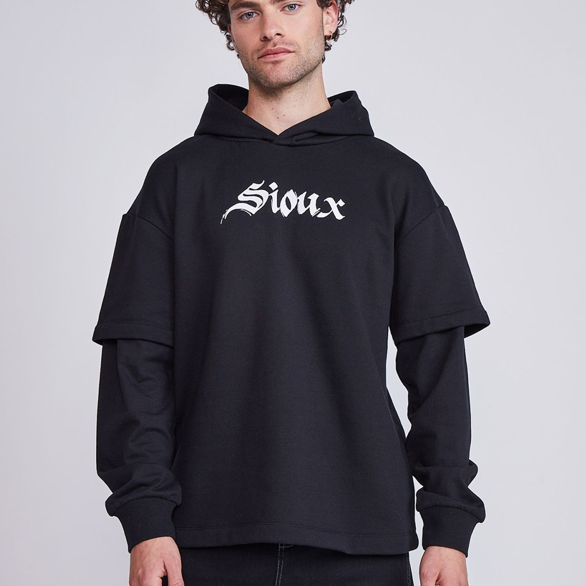 SIOUX - Poleron Hombre Manga Falsa Negro Sioux