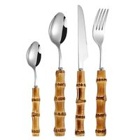 Juego de cubiertos de bambú