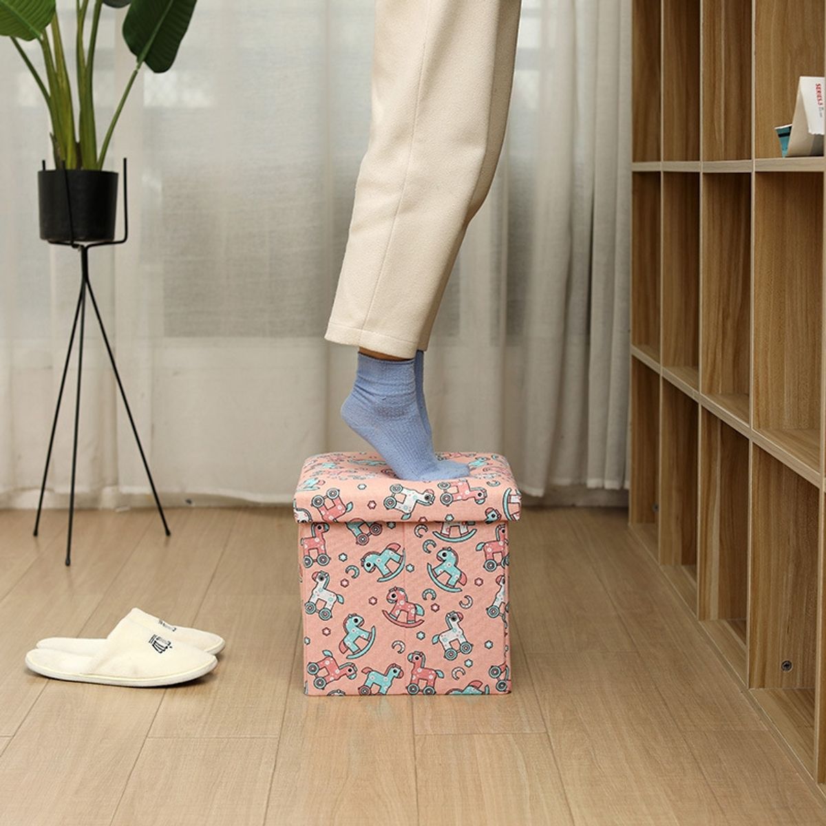 CRUSEC - Puff Silla Baul Organizador Estampado Colores 38cm X 38cm Celeste