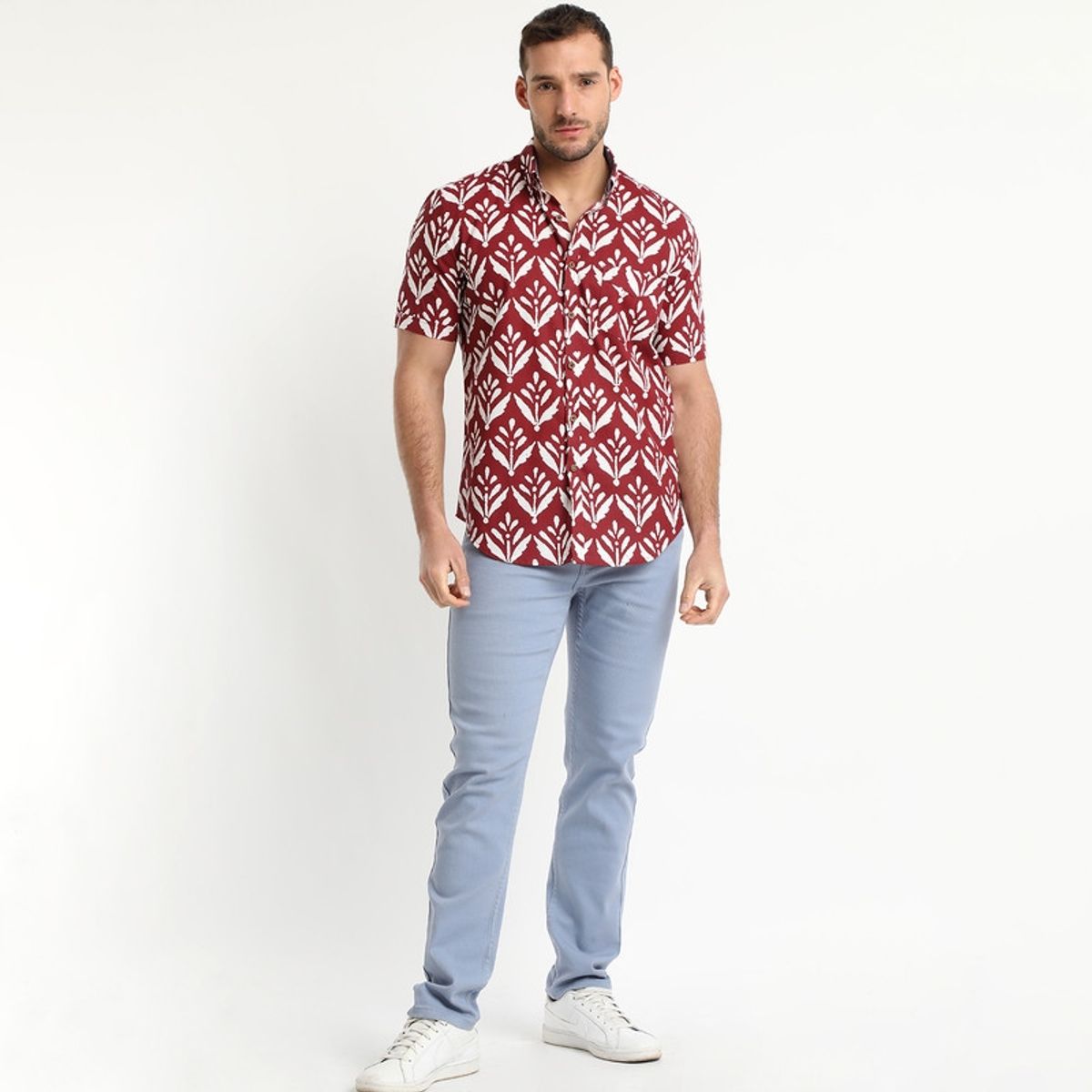 TRUVAL - Camisa Estampada Diseño Mc Burdeo TRUVAL