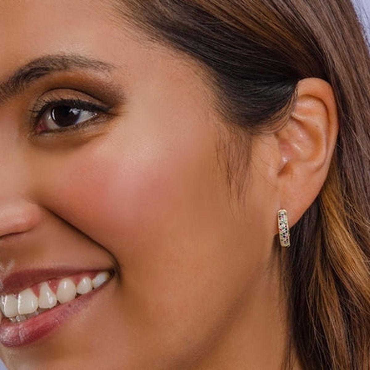 VIZIATO - Argolla queen rainbow enchapado en oro