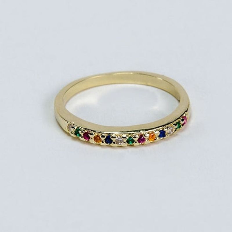 VIZIATO - Anillo cintillo rainbow enchapado en oro