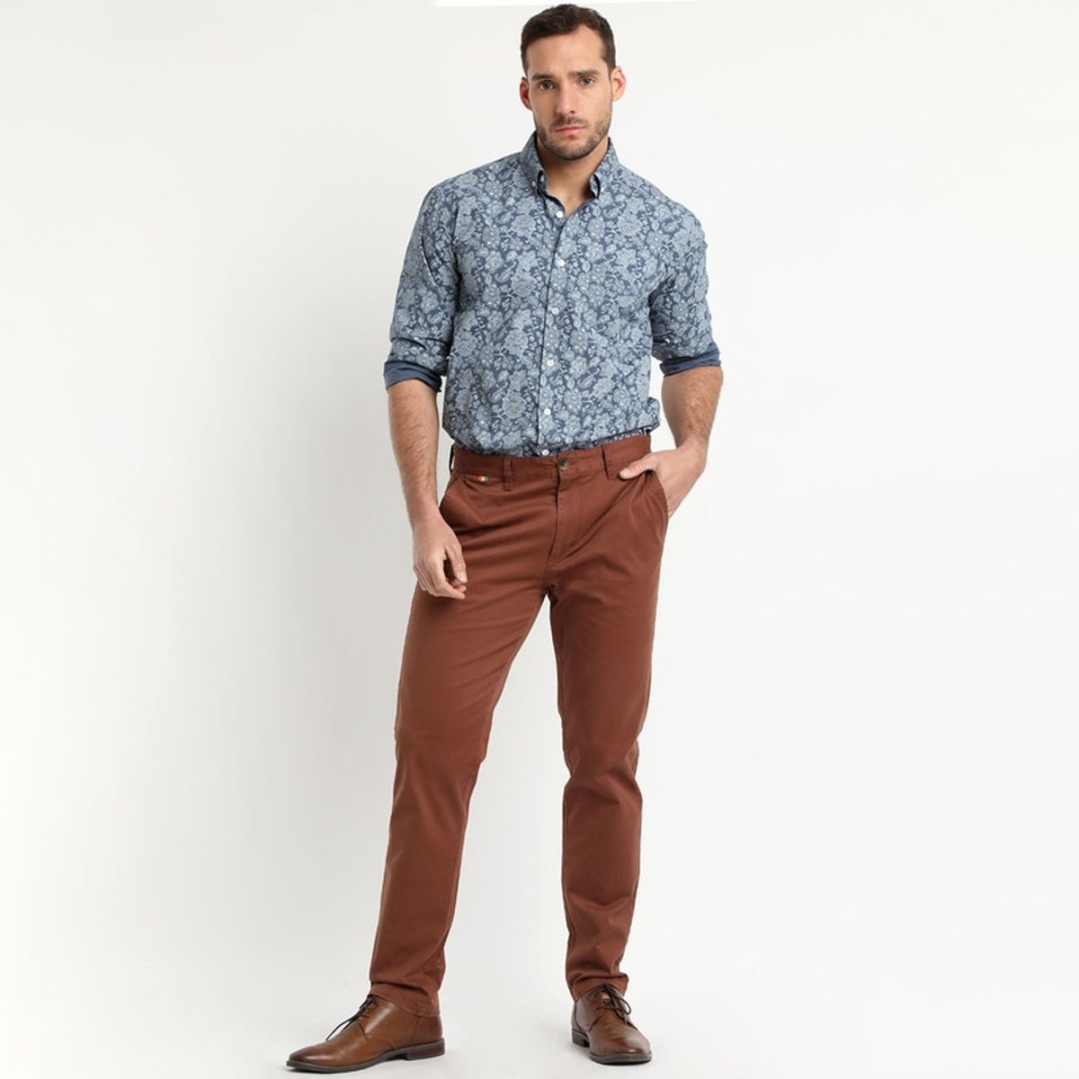 TRUVAL - Pantalón Frente Plano Slim Fit Ladrillo TRUVAL