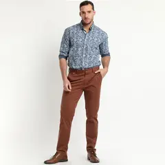TRUVAL - Pantalón Frente Plano Slim Fit Ladrillo