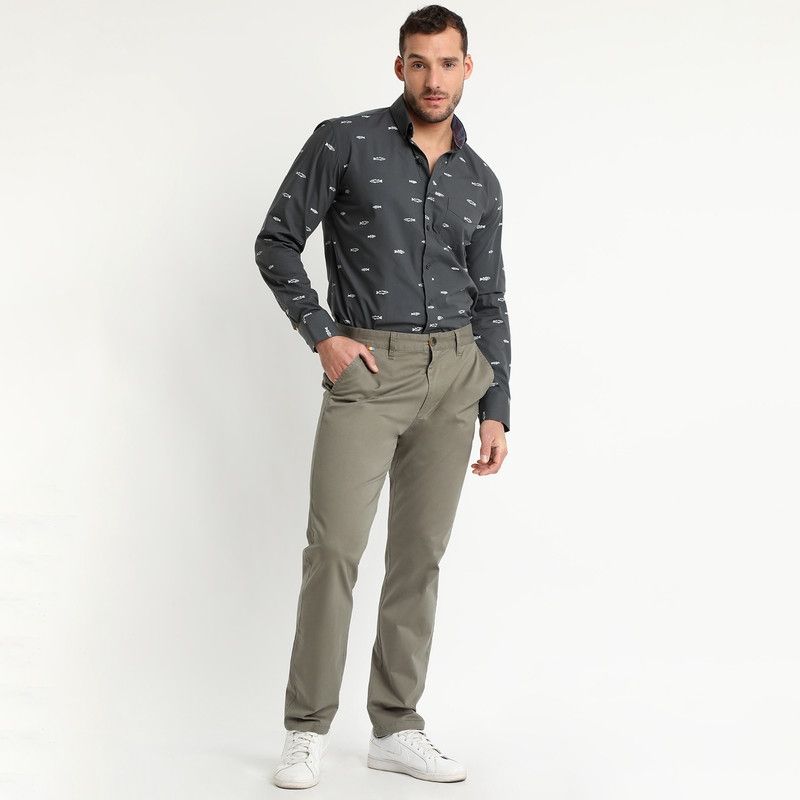 TRUVAL - Pantalón Frente Plano Slim Fit Khaki Oscuro TRUVAL