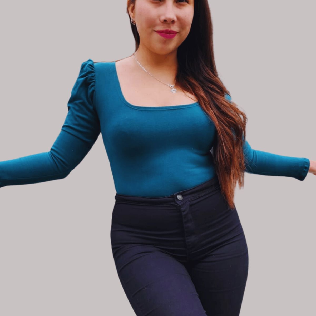 MABELLE - BODY ESCOTE CUADRADO FRUNCIDO