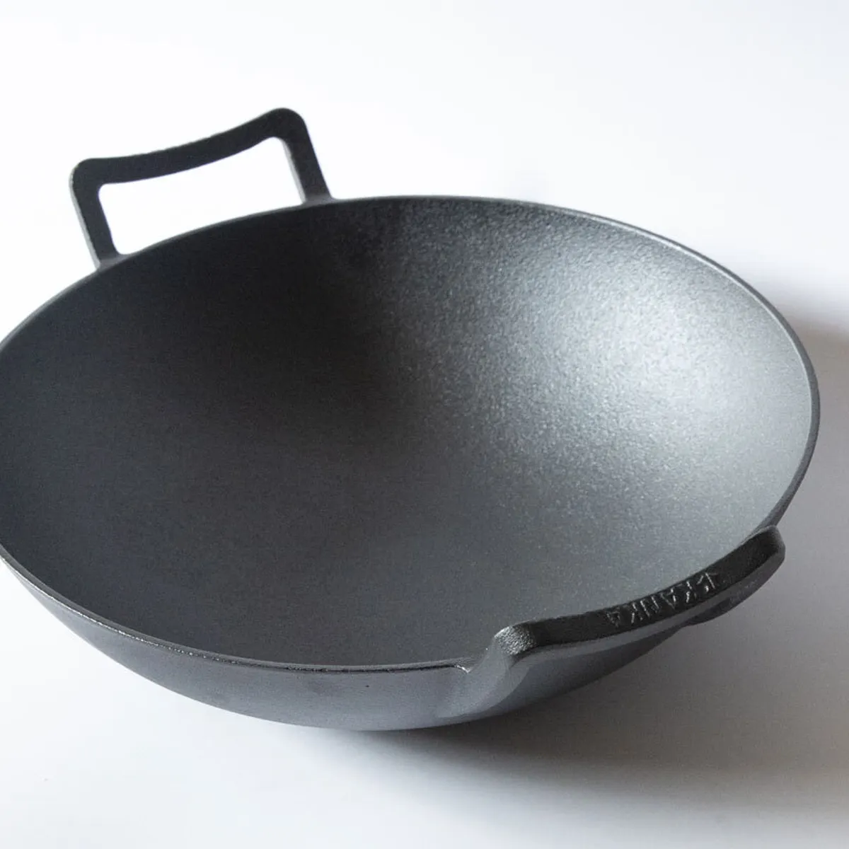 KANKA - KANKA - Wok Disco de 36cm Hierro Fundido Premium Base Plana