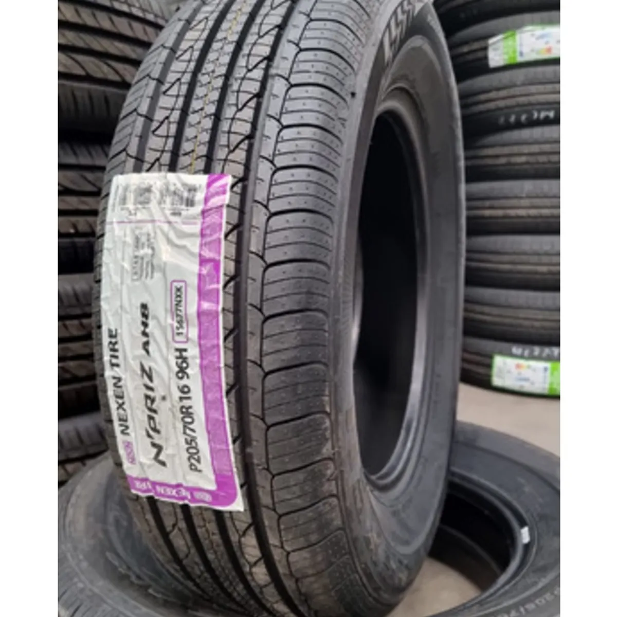 NEXEN - Neumatico 205/70 R16 Nexen Npriz Ah8 96h