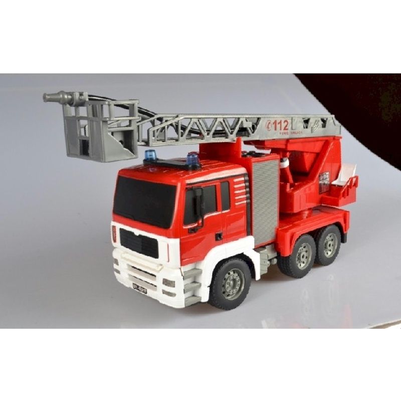 GENERICO - DOUBLEEAGLE E567-003 1-20 R C WATER PUMPING FIRE TRUCK