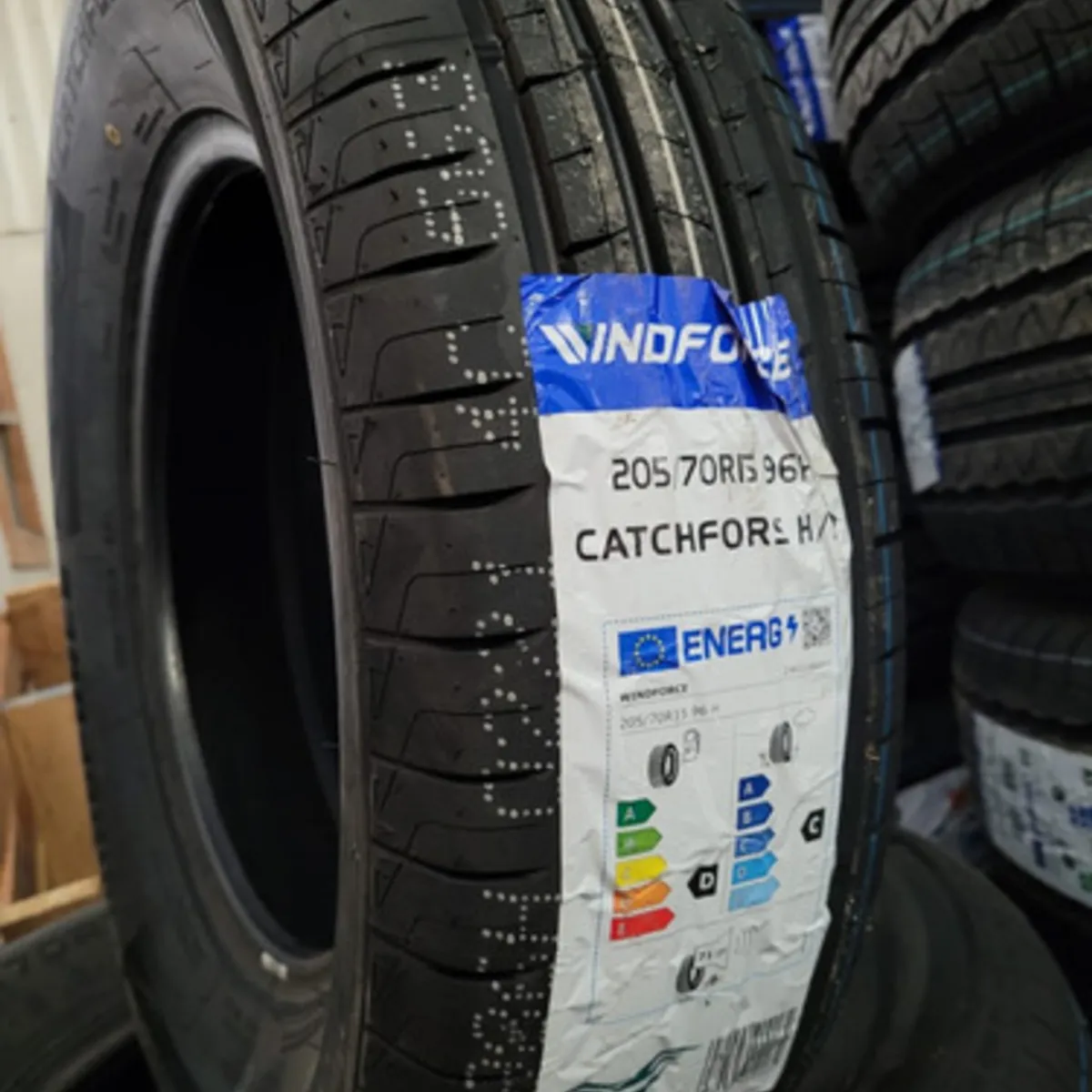 GENERICO - Neumatico 205/70 R15 96h Catchfors H/p Windforce WINFORCE