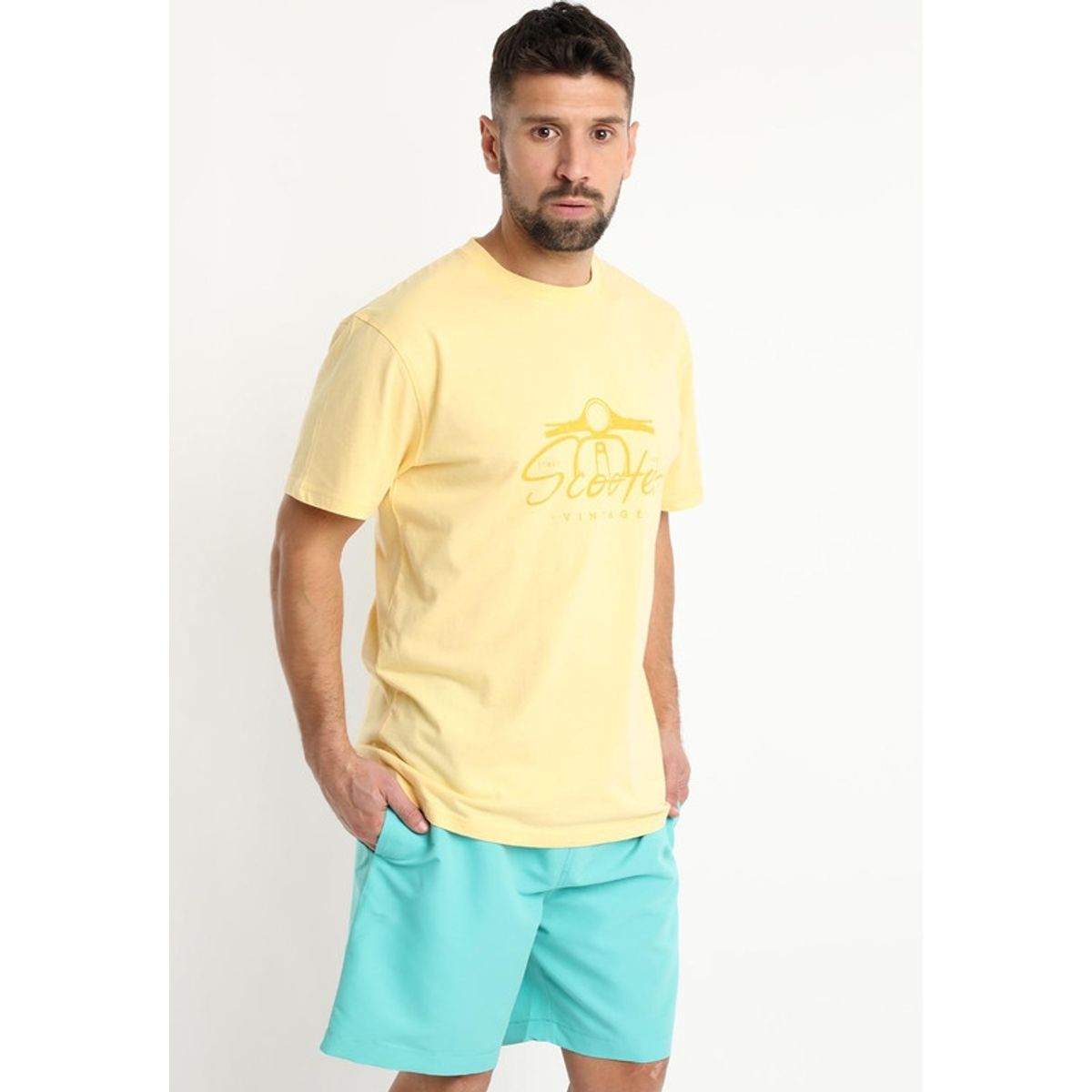 KOTTING - Polera Jersey Estampada Cuello Redondo Vainilla KOTTING
