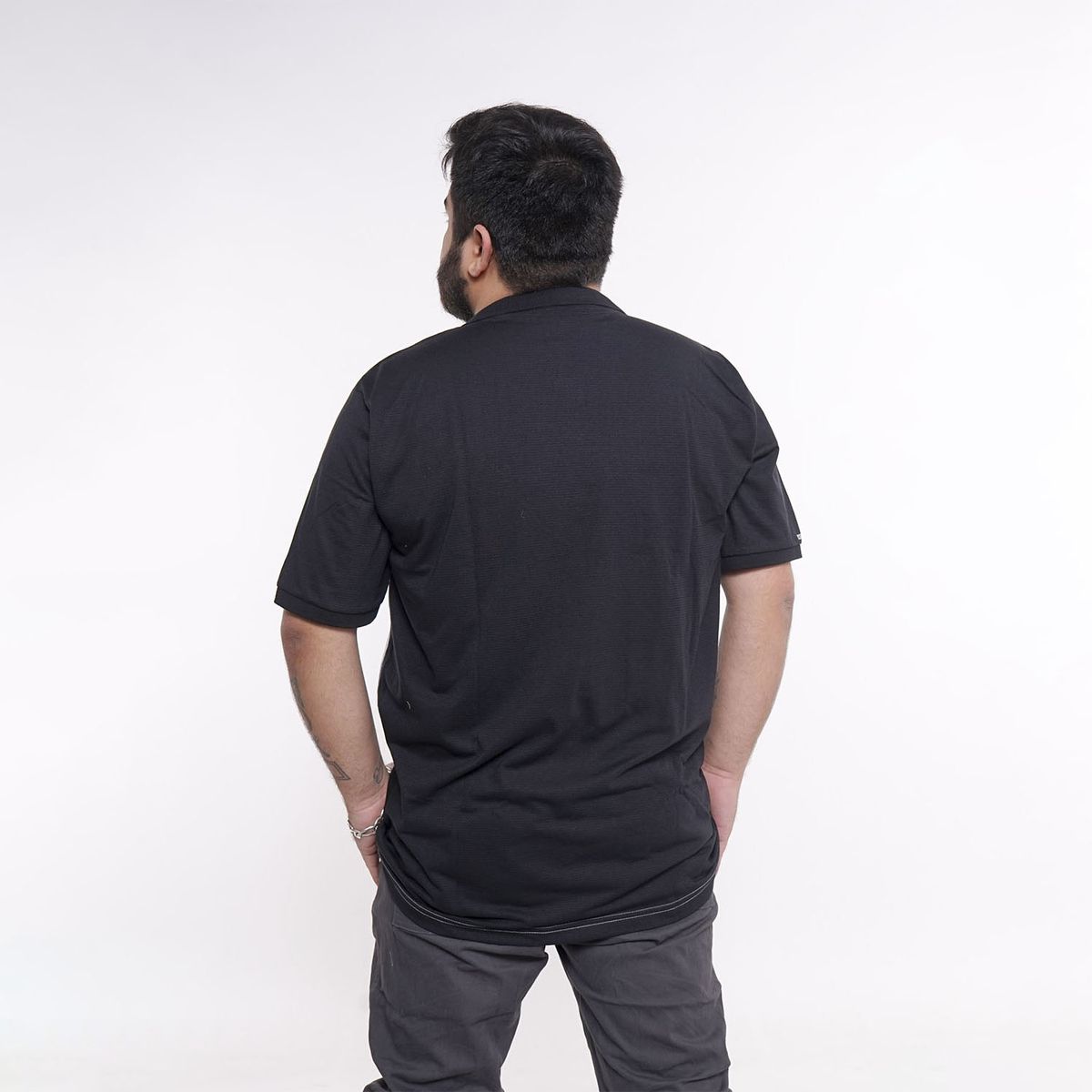 GANGSTER - Plus Polera Cuello Dynamo Negro