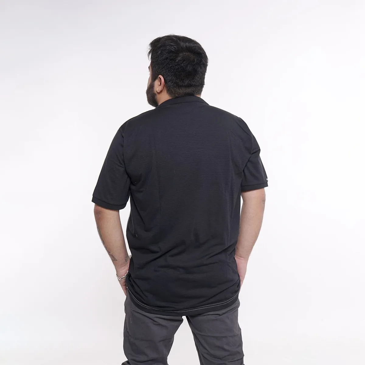 GANGSTER - Plus Polera Cuello Dynamo Negro