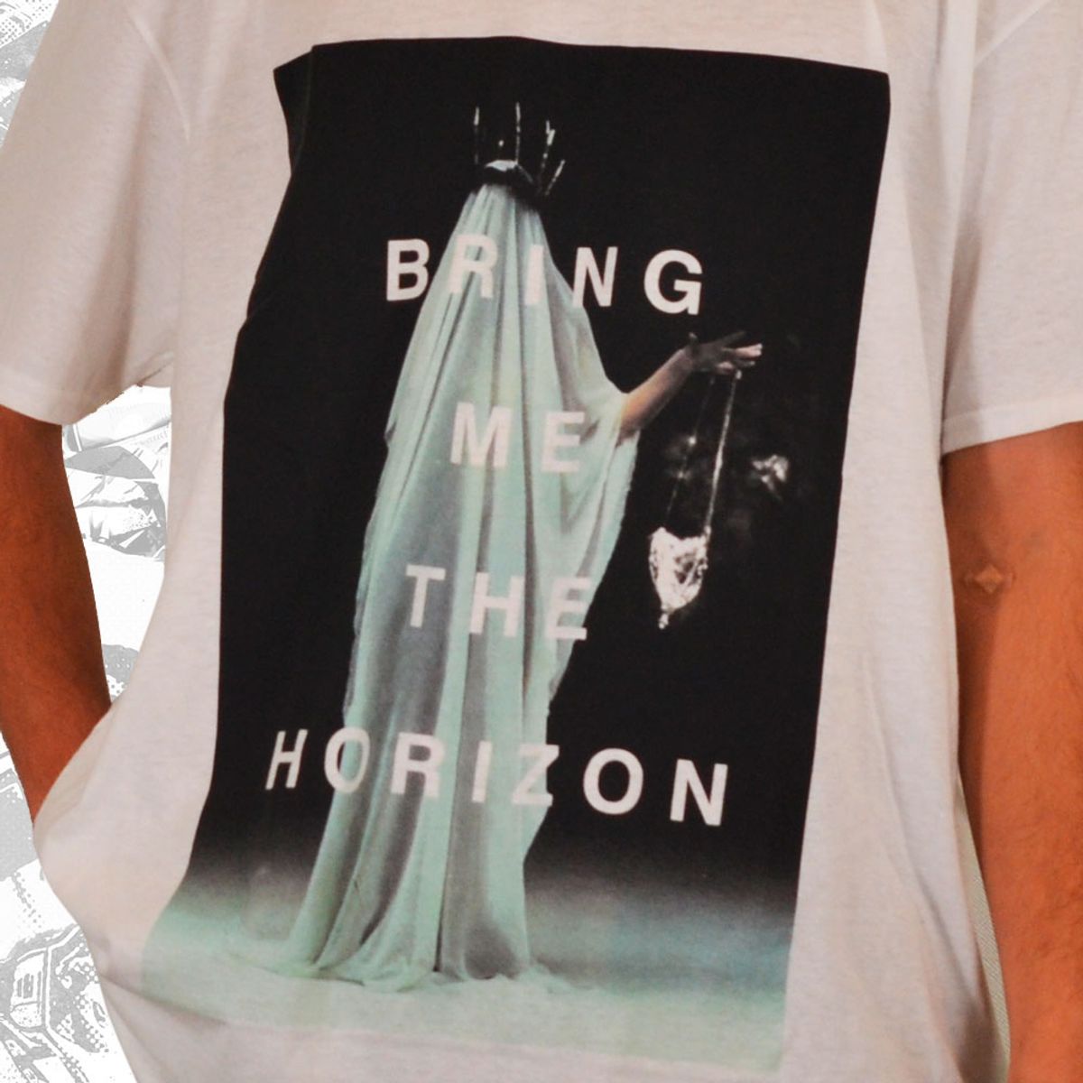ROCK OFF OFFICIALLY LICENSED PRODUCTS - Polera original de Bring Me The Horizon diseño Cloaked