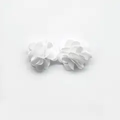 GENERICO - Aros Pendientes Flor de Tela Blanca